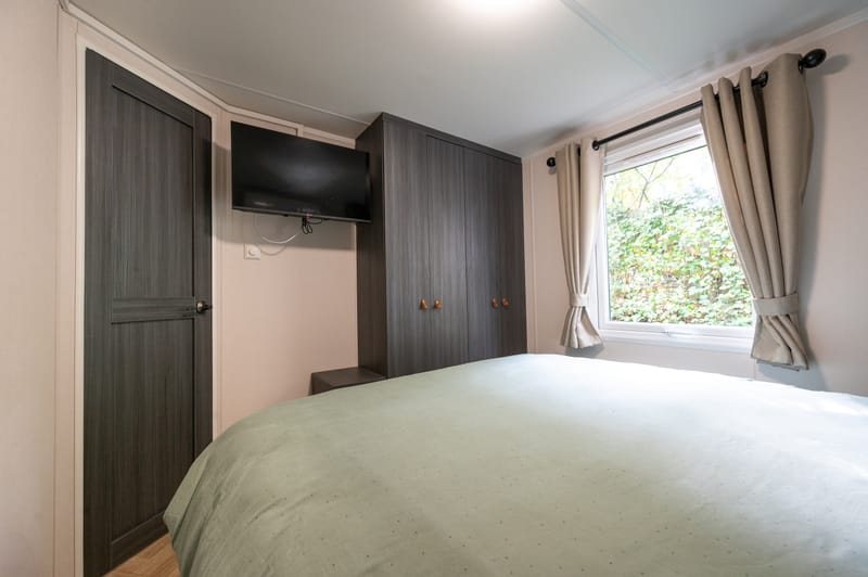 Slaapkamer met eigen tv